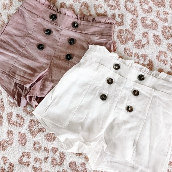 High Waist Ruffle Vintage Shorts - Picture 6 of 6